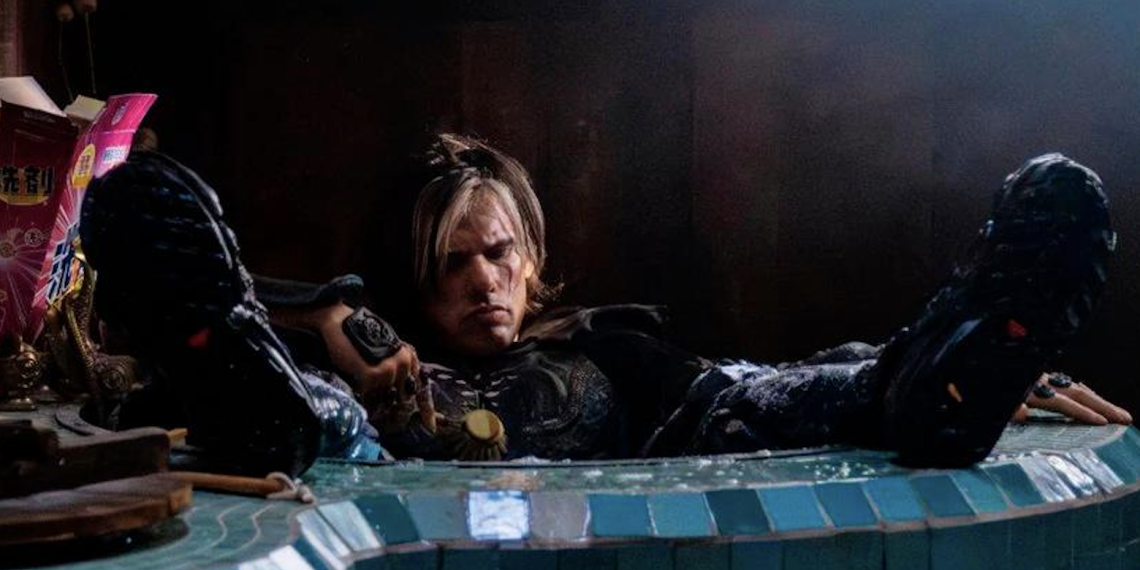 «La Fuite en avant» : le nouvel album d’Orelsan s’égare dans ses propres clichés