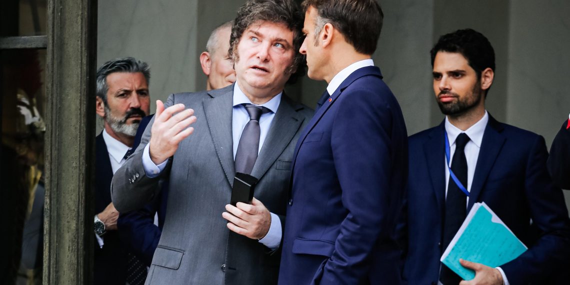 La «Milei mania» affole la classe politique française, la droite se met au vert… Les indiscrets du JDD