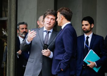 La «Milei mania» affole la classe politique française, la droite se met au vert… Les indiscrets du JDD