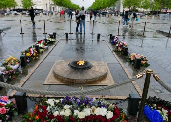 Tombe du Soldat inconnu : un Soudanais interpellé trois fois en une semaine pour des dégradations