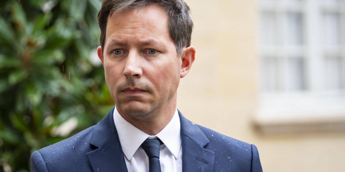 Algérie : un historien s’attaque à François-Xavier Bellamy après sa pétition contre les dérives d’Erasmus+