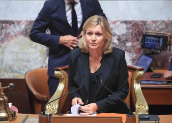 Assemblée nationale : Braun-Pivet demande aux députés d’arrêter de «stigmatiser» leurs collègues absents