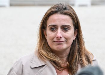 Fillettes voilées à l’Assemblée : «Qu’on lâche la grappe aux femmes !», s’insurge Marine Tondelier