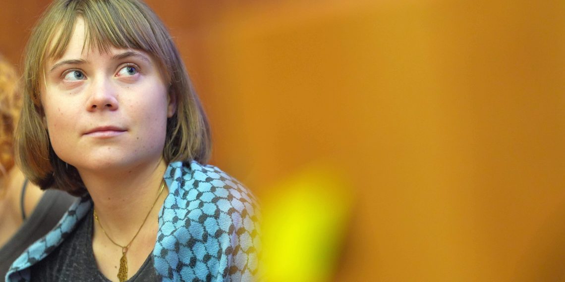 «Manque de respect pour nos villes et leur histoire» : Greta Thunberg bannie de Venise après une action coup de poing