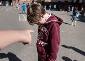 Harcèlement scolaire et en ligne : une famille sur trois est confrontée, selon une étude