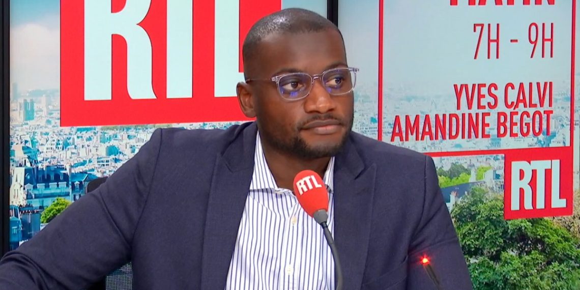 Le député LFI Carlos Martens Bilongo continue de faire parler de lui en mal